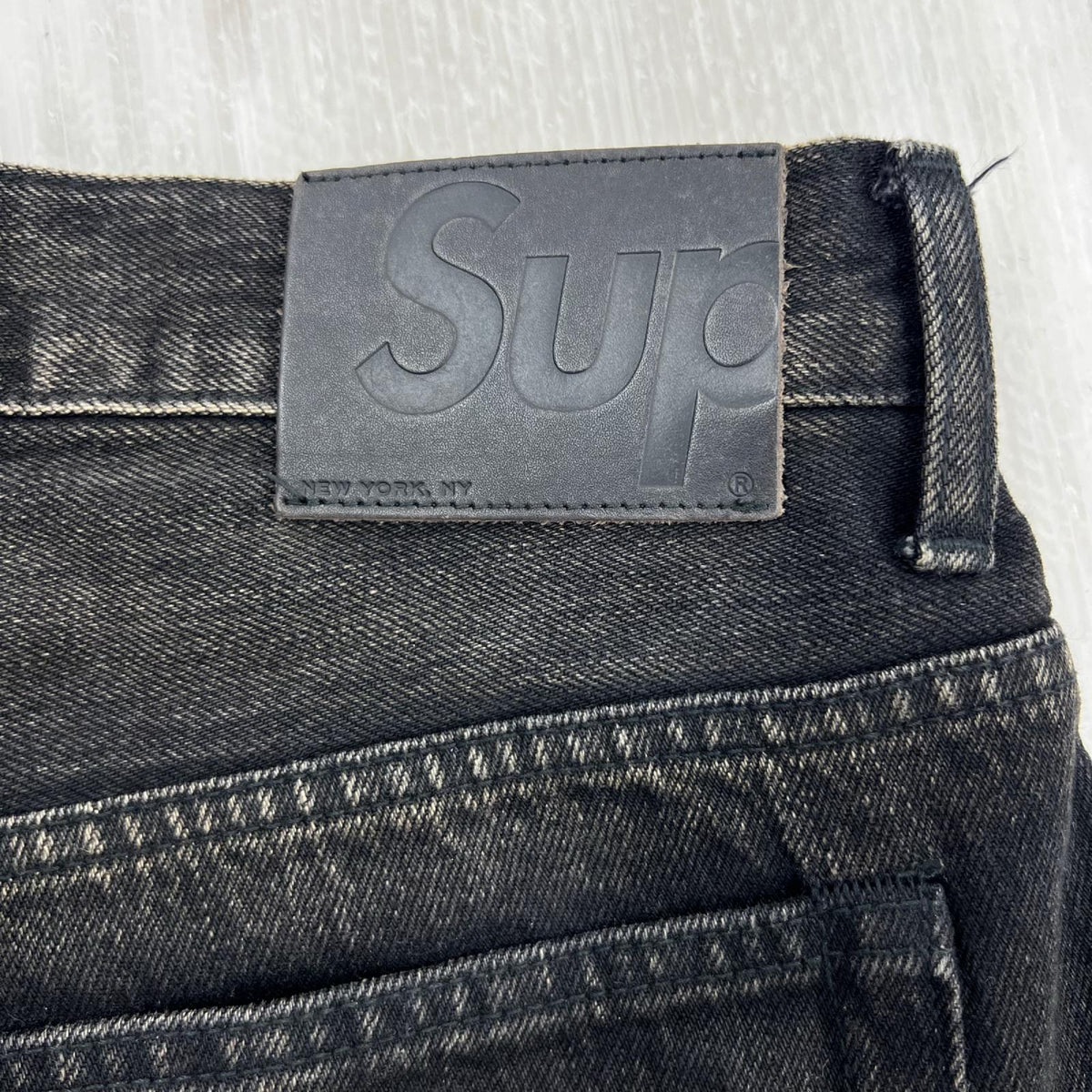デニムパンツ Supreme 24FW DISTRESSED LOOSE FIT SELVEDGE JEAN ﾌﾞﾗｯｸﾃﾞﾆﾑ 32 ﾌﾞﾗｯｸ ブラック