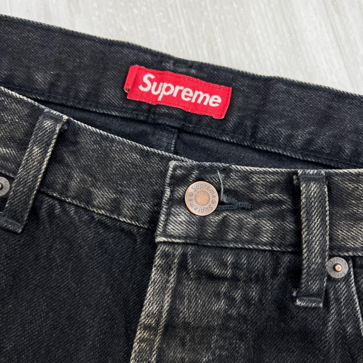 デニムパンツ Supreme 24FW DISTRESSED LOOSE FIT SELVEDGE JEAN ﾌﾞﾗｯｸﾃﾞﾆﾑ 32 ﾌﾞﾗｯｸ ブラック