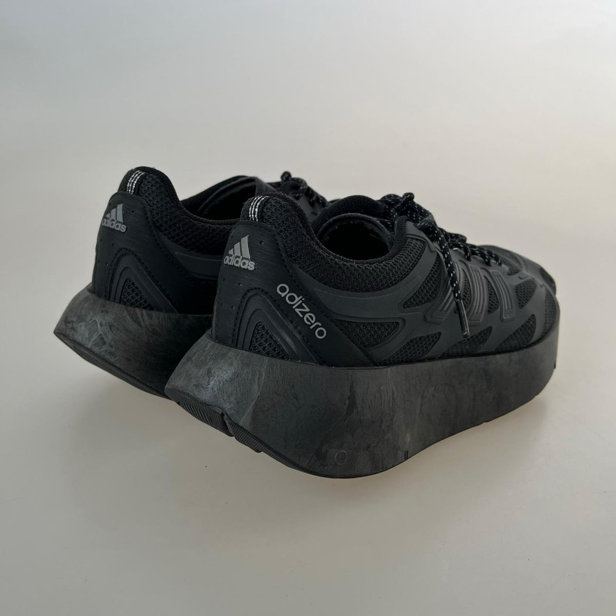 シューズ Adizero Aruku 黒 (26.5cm) ブラック