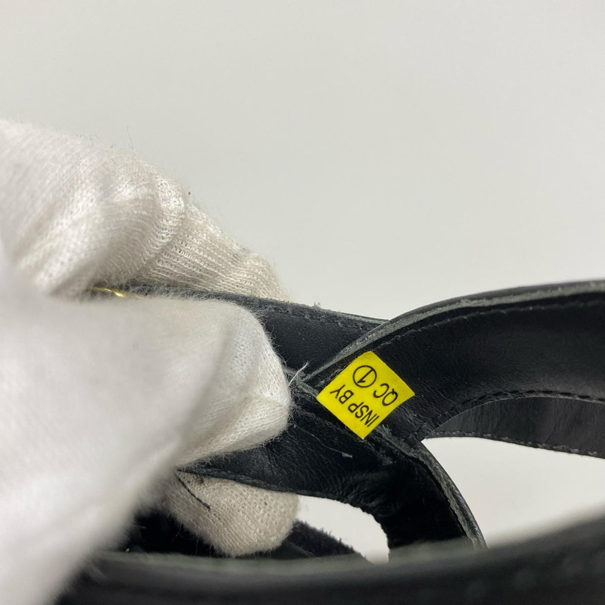パンプス Dr.Martens ﾋｰﾙ AW006 (US7) ブラック