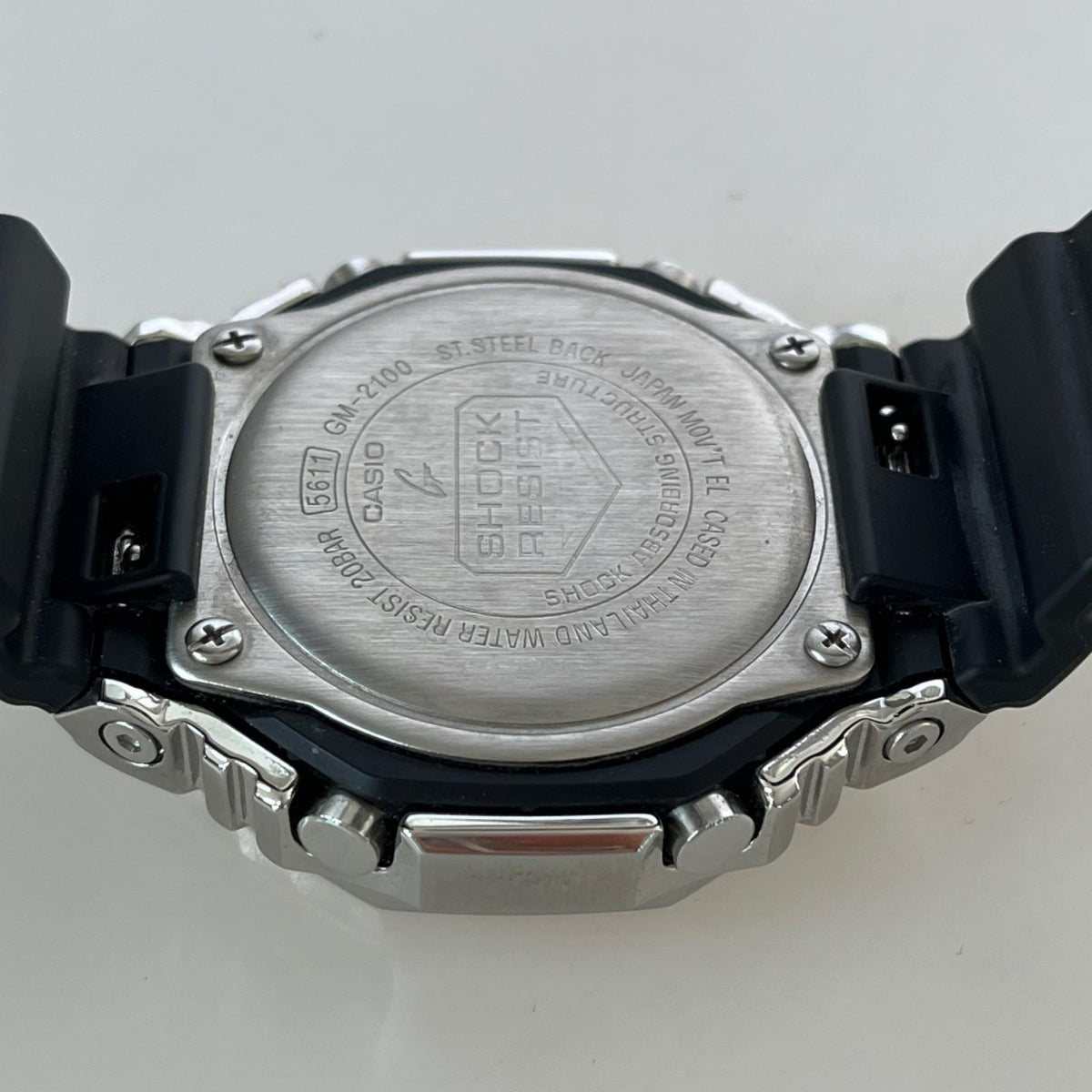 腕時計 GM-2100/ﾒﾀﾙﾍﾞｾﾞﾙ シルバー