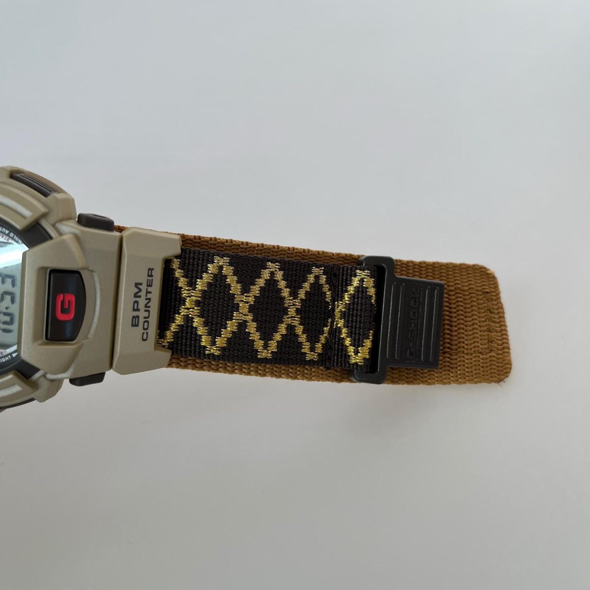 腕時計 DW-9550RX-9T/G’MIX XAYMACA ゴールド