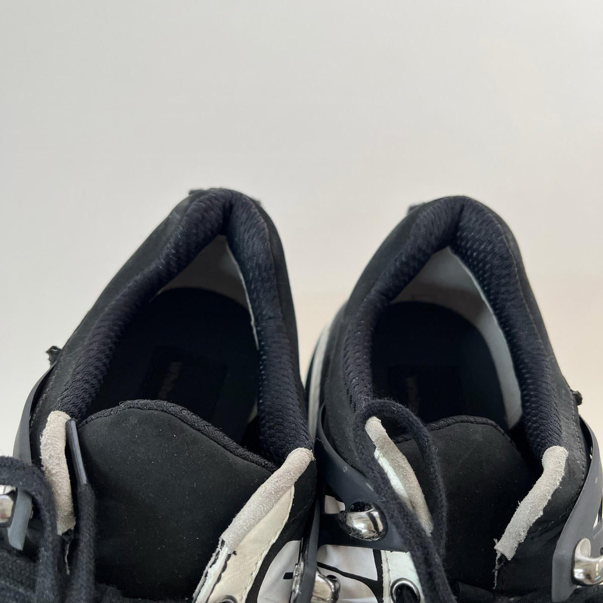 スニーカー × White Mountaineering  (26.5cm) ブラック