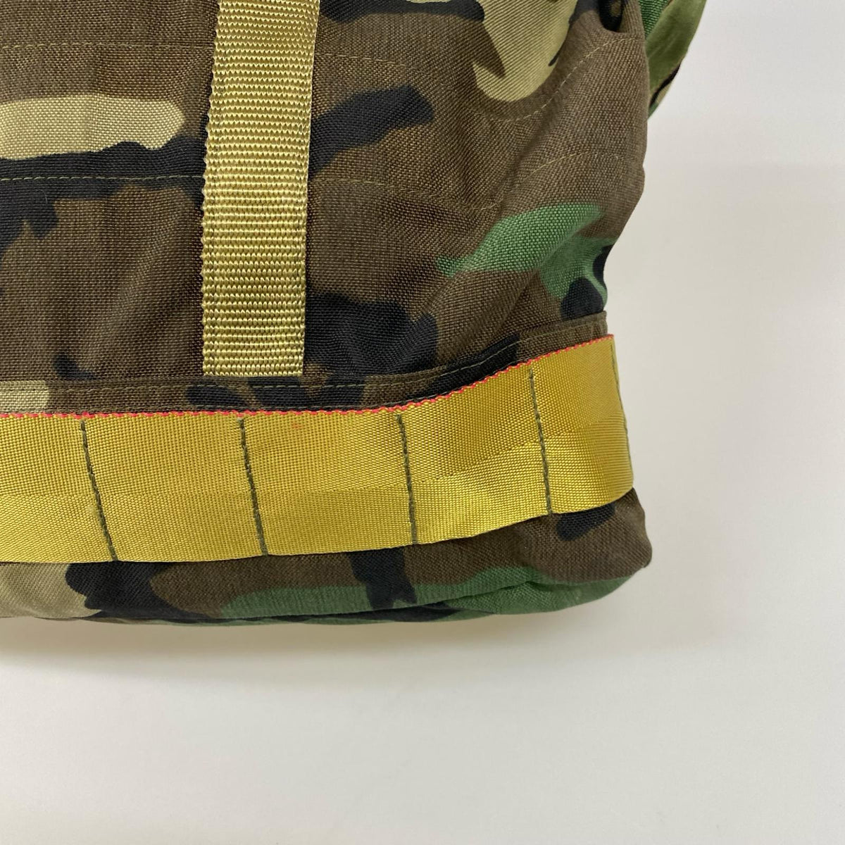 ショルダーバッグ BRIEFING BEAMS別注 MIL TRAINING TOTE マルチカラー