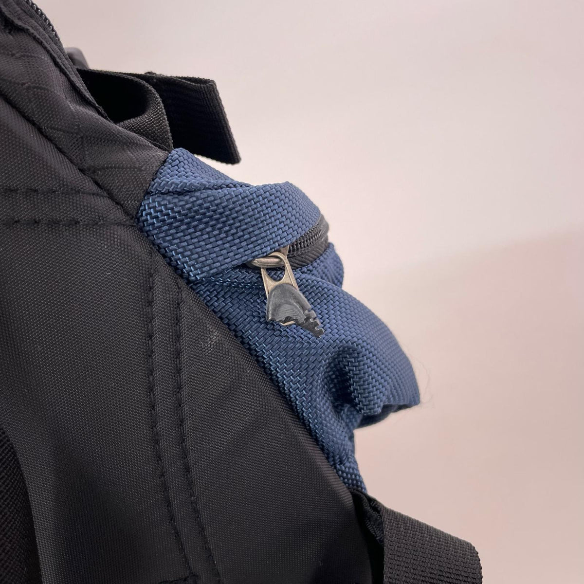 リュック・デイパック icon mini back ﾈｲﾋﾞｰ