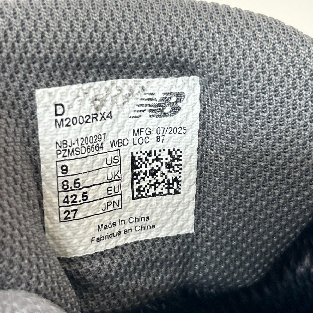 スニーカー M2002RX4 ｸﾞﾚｰ 27cm (US9 UK8 1/2 EU44) グレー