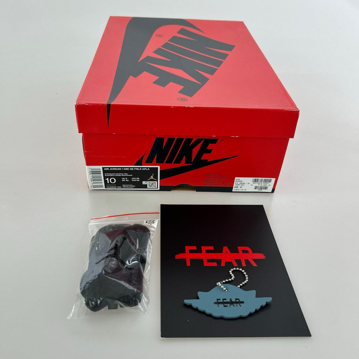 スニーカー AIR JORDAN 1 MID SE FRLS APLA CU2802-100 28cm (US10 UK9 1/2 EU46) グレー