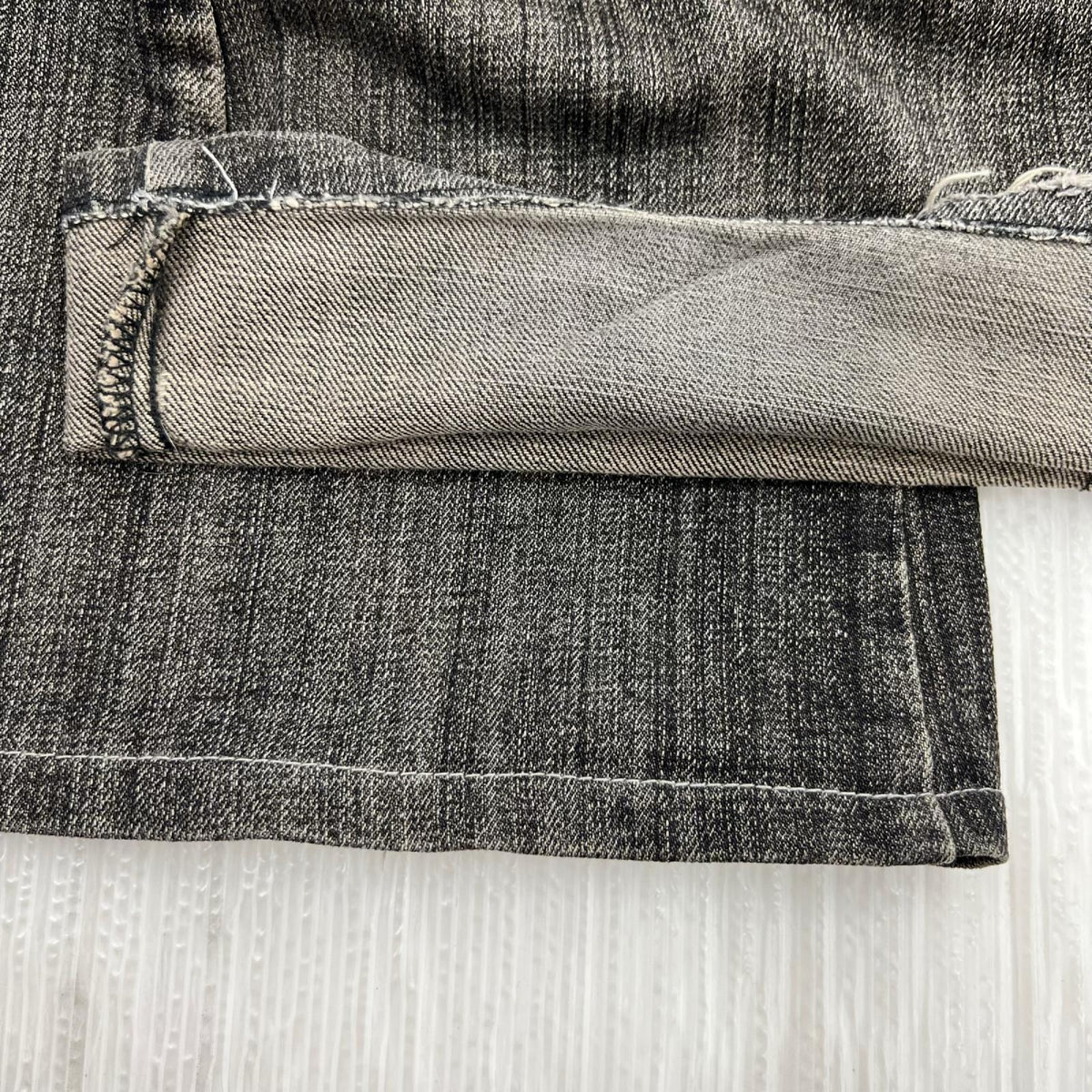 デニムパンツ ﾌﾚｱ 刺繍 ﾌﾞﾗｯｸﾃﾞﾆﾑ (S) S ブラック