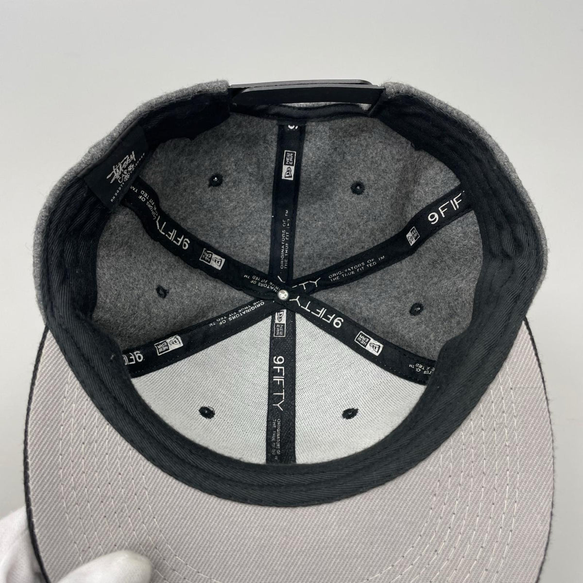 キャップ NEW ERA 　黒ｸﾞﾚｰ グレー