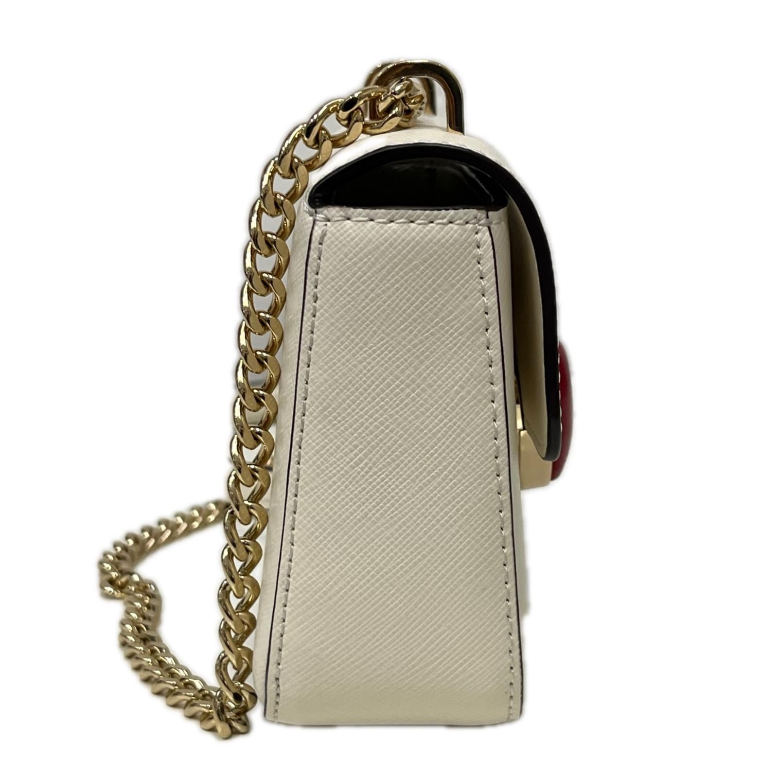 ショルダーバッグ kate spade new york ﾊｰﾄﾊｰﾄﾞｳｪｱ ﾁｪｰﾝｼｮﾙﾀﾞｰﾊﾞｯｸﾞ ｱｲﾎﾞﾘｰ