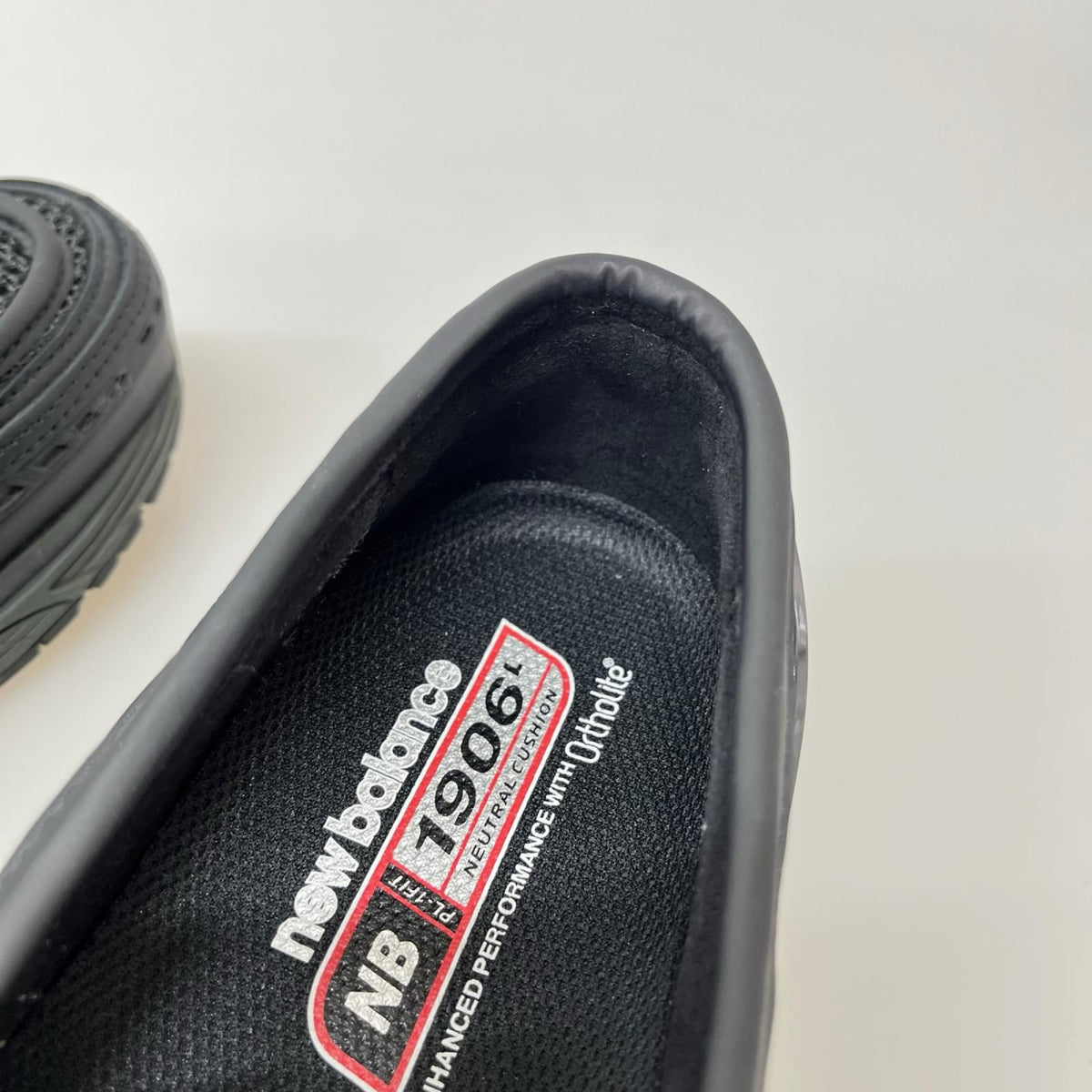 スニーカー U1906LAI/24.5cm/BLK 24.5cm (US6 1/2 UK6 EU39) ブラック