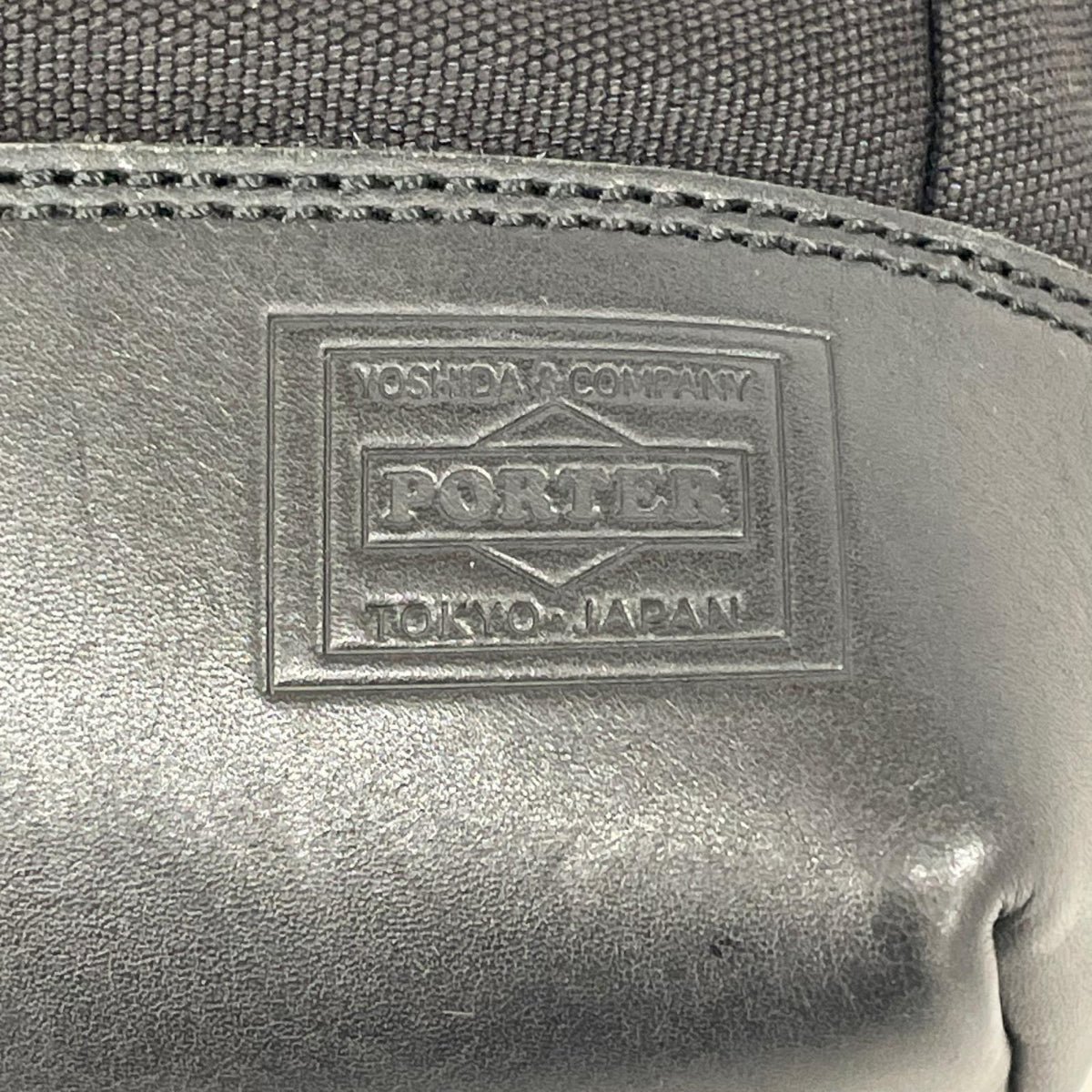 ショルダーバッグ LOCAL ｷｬﾝﾊﾞｽﾚｻﾞｰｼｮﾙﾀﾞｰﾊﾞｯｸﾞ ブラック