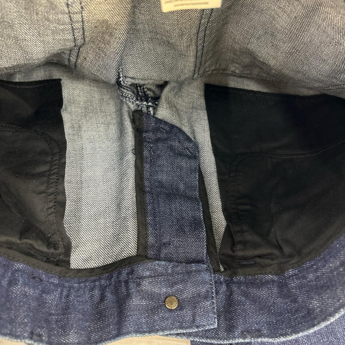 デニムパンツ DOLCE＆GABBANA ﾛｺﾞﾌﾟﾚｰﾄ ﾃﾞﾆﾑﾊﾟﾝﾂ (48) 46 ネイビー