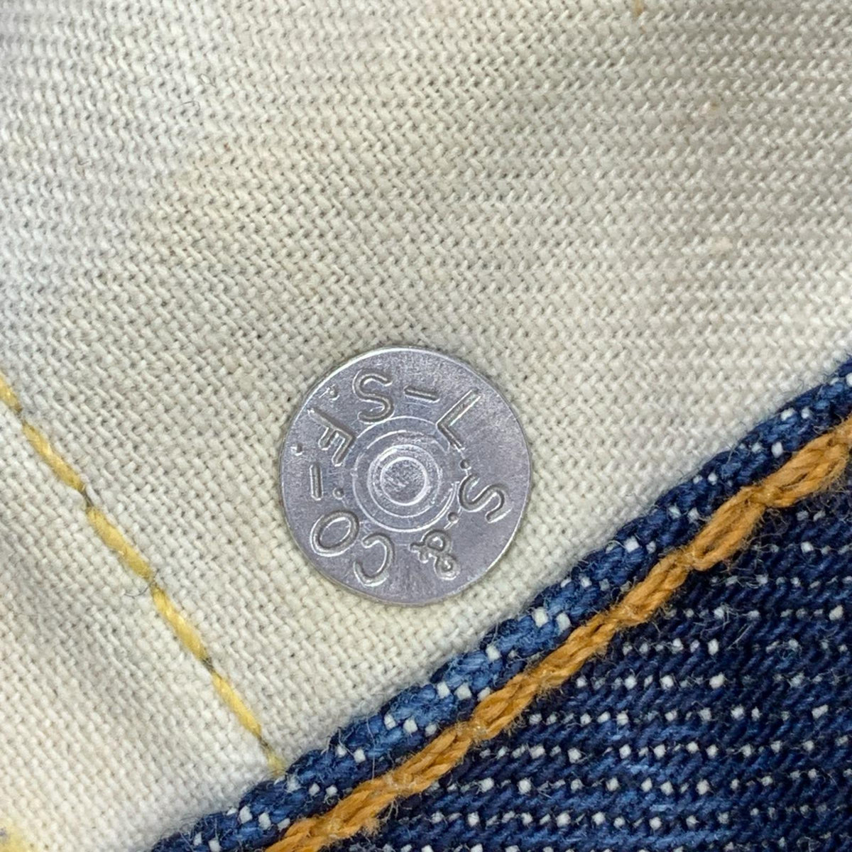 デニムパンツ Levi's ﾊﾞﾚﾝｼｱ ﾎﾞﾀﾝ裏555 99年 USA製 517-0217