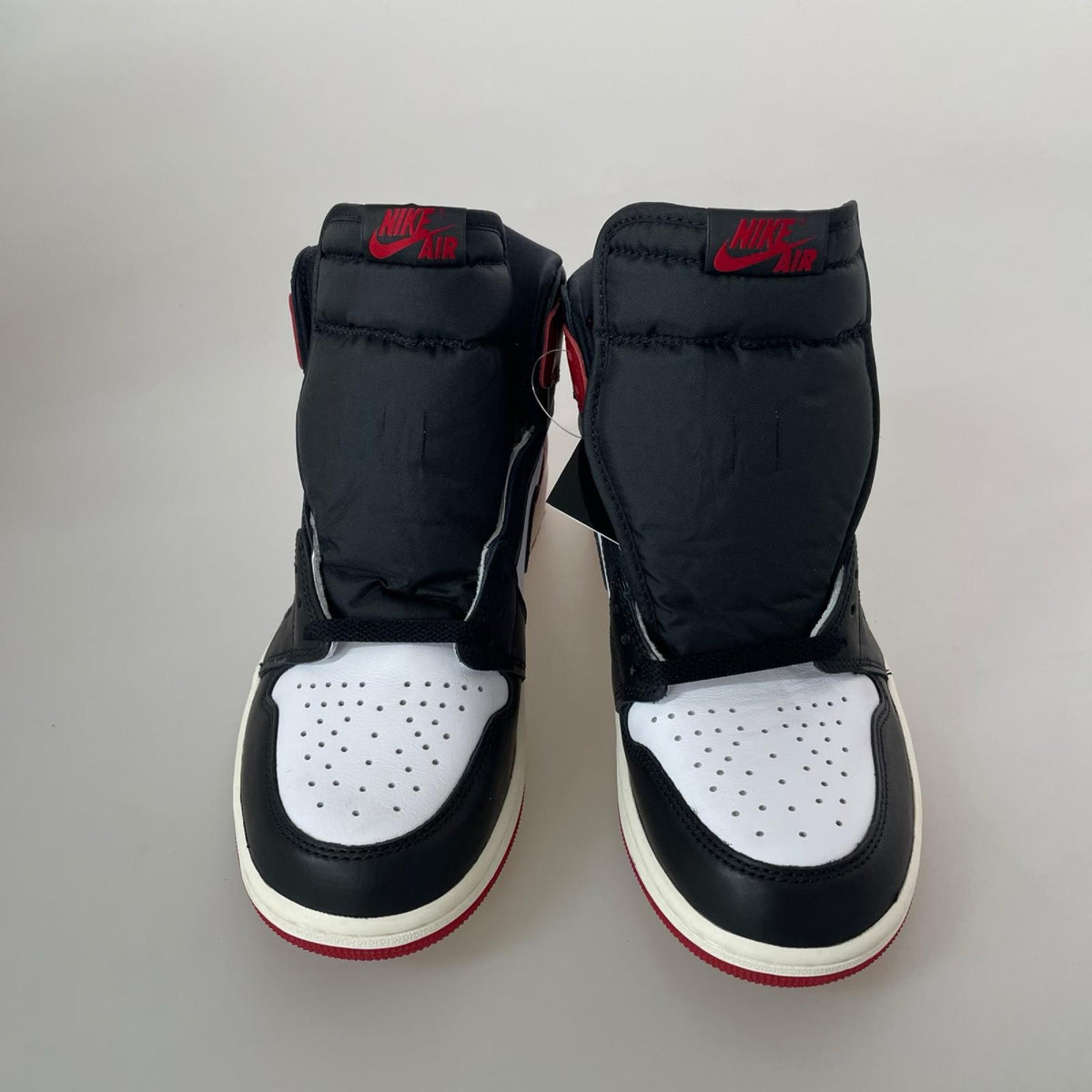 スニーカー NIKE AIR JORDAN 1 LOW FB9933-100 (27.5) 27.5cm (US9 1/2 UK9 EU45)