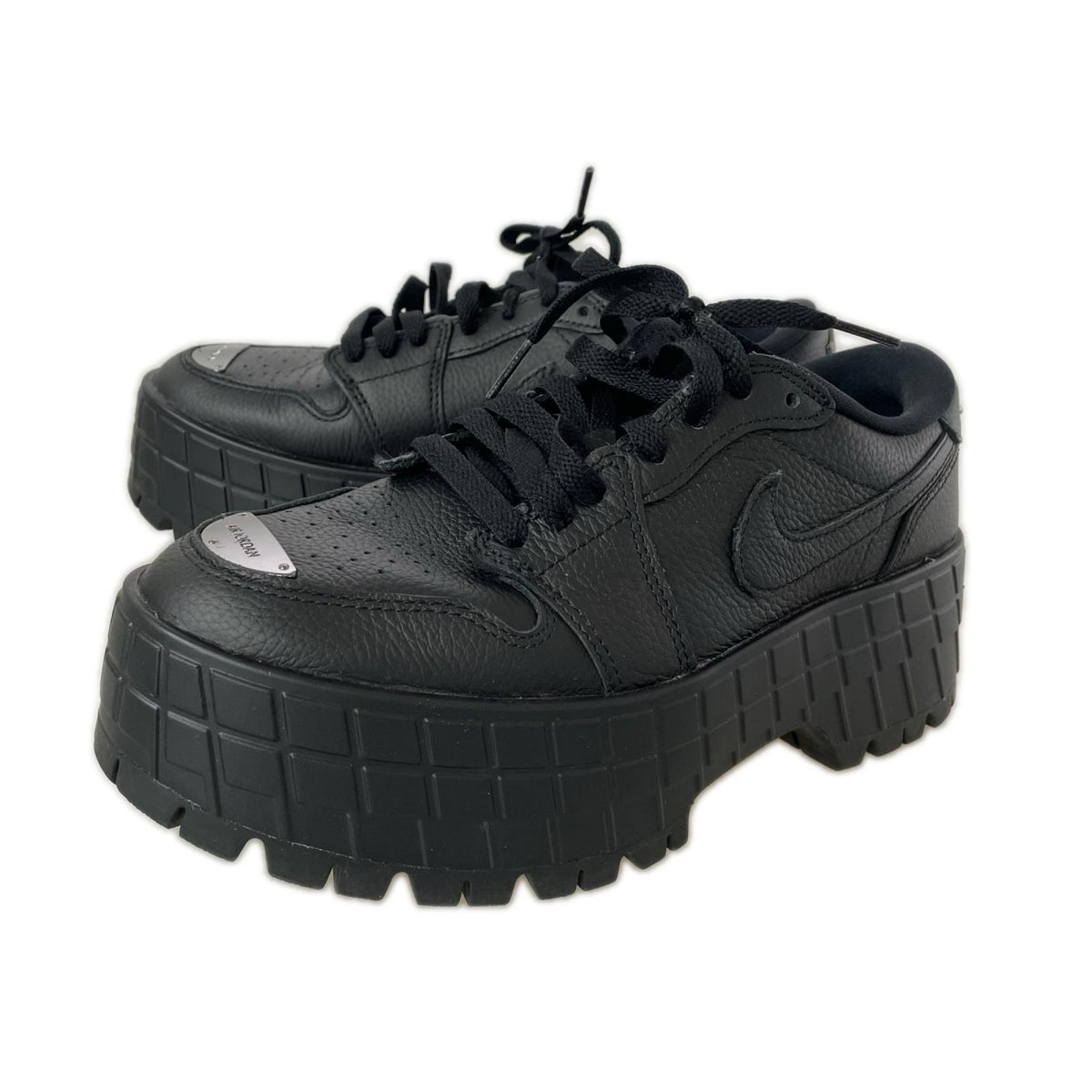 スニーカー HF3184-001 Women's AJ1 Brooklyn Low 24cm (US6 UK5 1/2 EU38) ブラック