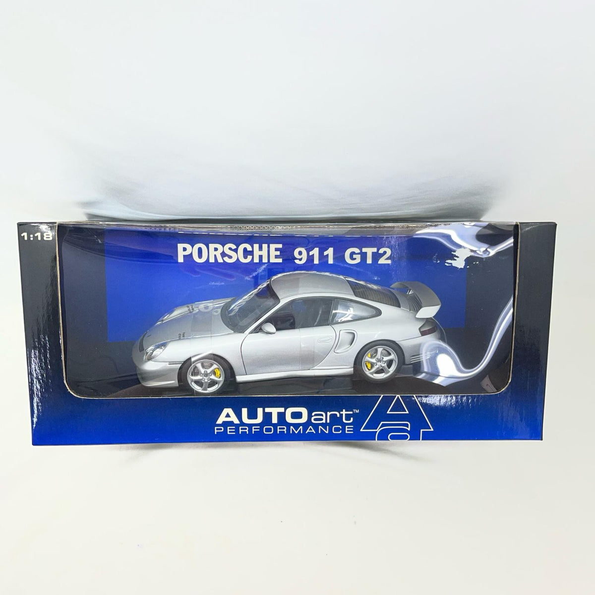 AUTO ART PORSCHE 911 GT2 2002 スケールカー