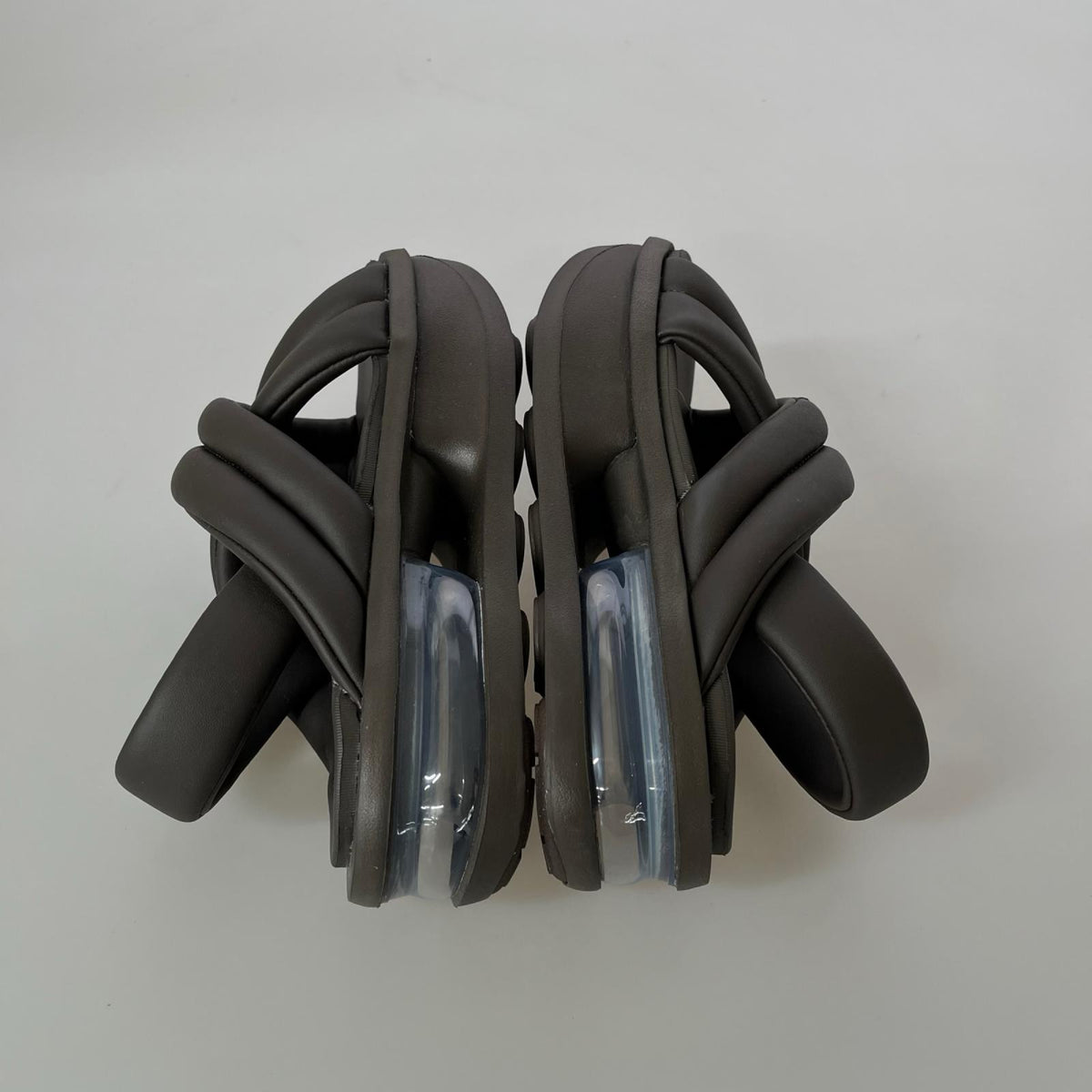 シューズ AIR MAX ISLA SANDAL ブラウン