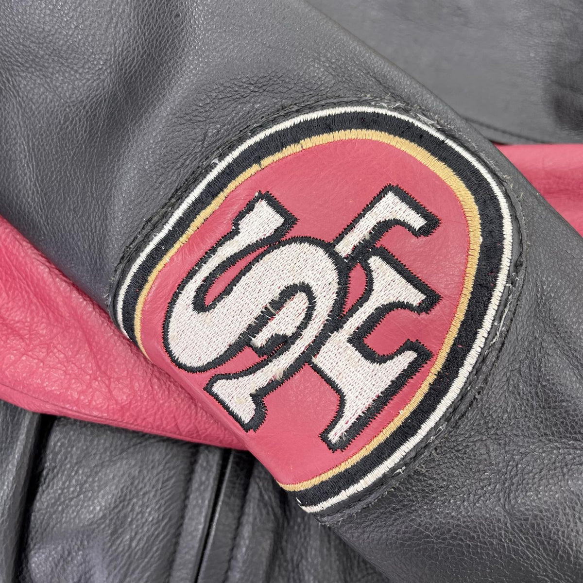ジャケット 49ERS ﾚｻﾞｰｽﾀｼﾞｬﾝ 黒赤 XL