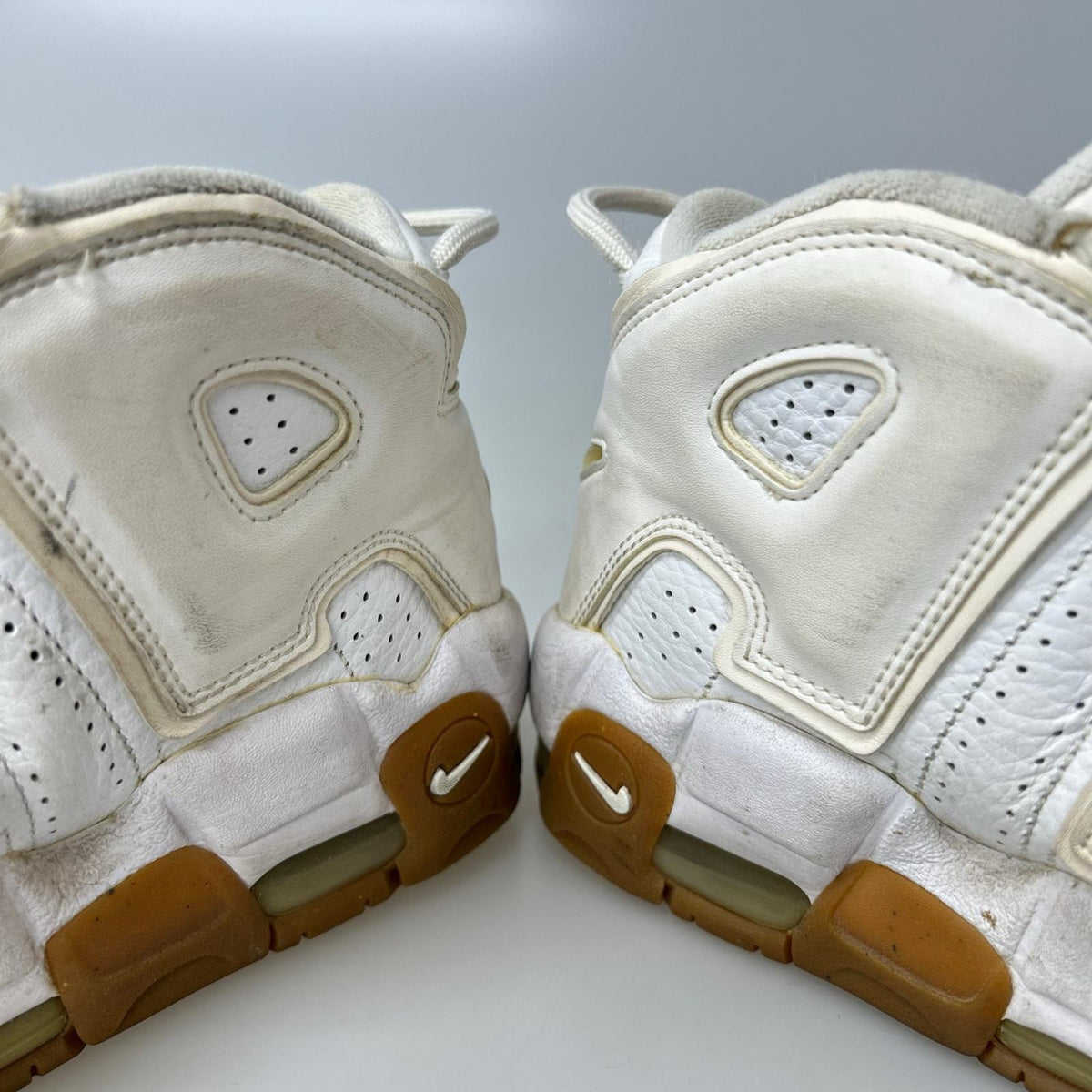スニーカー AIR MORE UPTEMPO WHITE GUM  28.5cm 28.5cm (US10 1/2 UK10 EU47) ホワイト