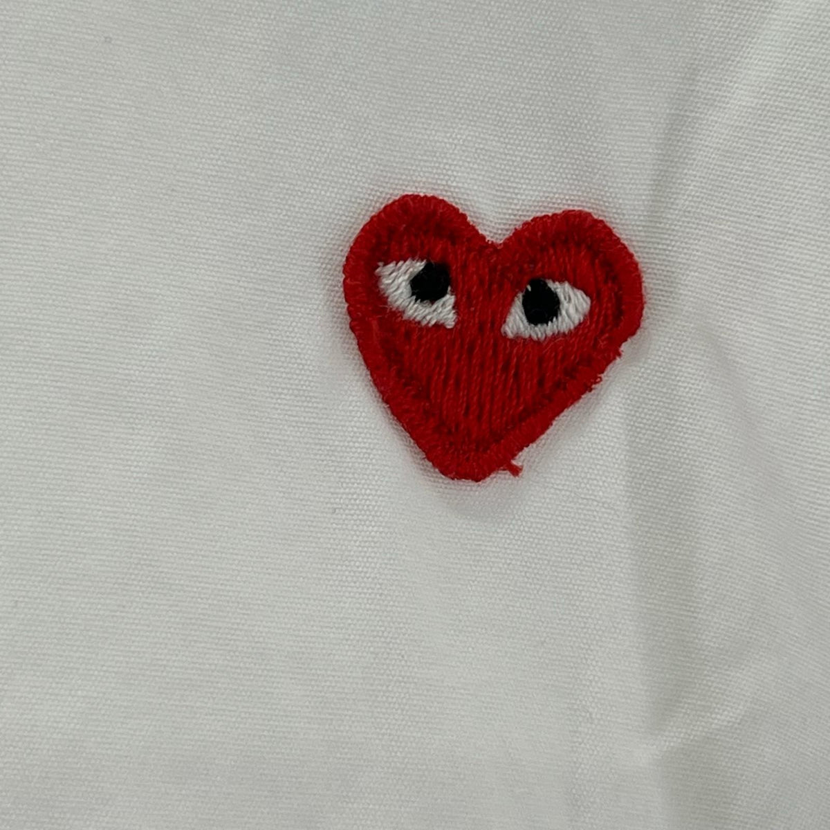 長袖シャツ HEART LOGO 刺繍 白/赤 M ホワイト