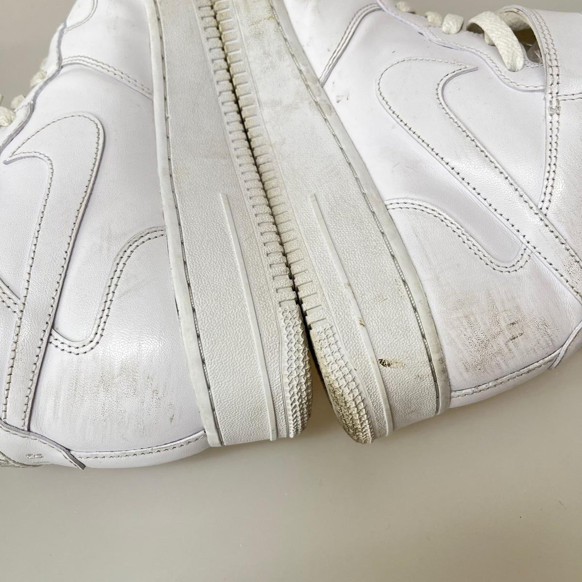 スニーカー ×SUPREME AIR FORCE 1 MID (27cm) 27cm (US9 UK8 1/2 EU44) ホワイト