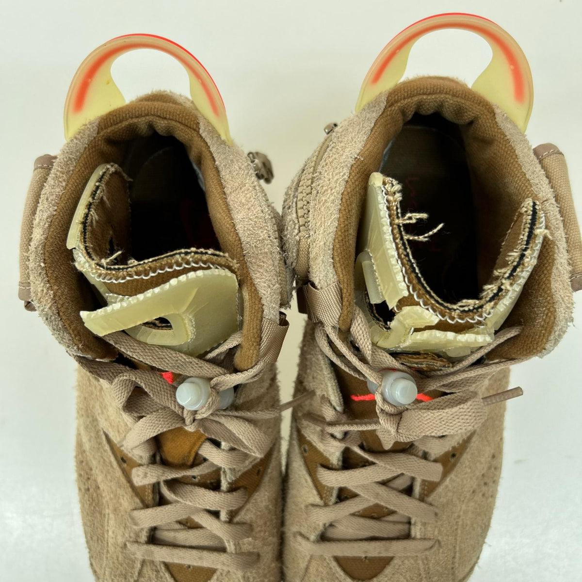 スニーカー × Travis Scott Air Jordan 6（27.5） 27.5cm (US9 1/2 UK9 EU45) ベージュ