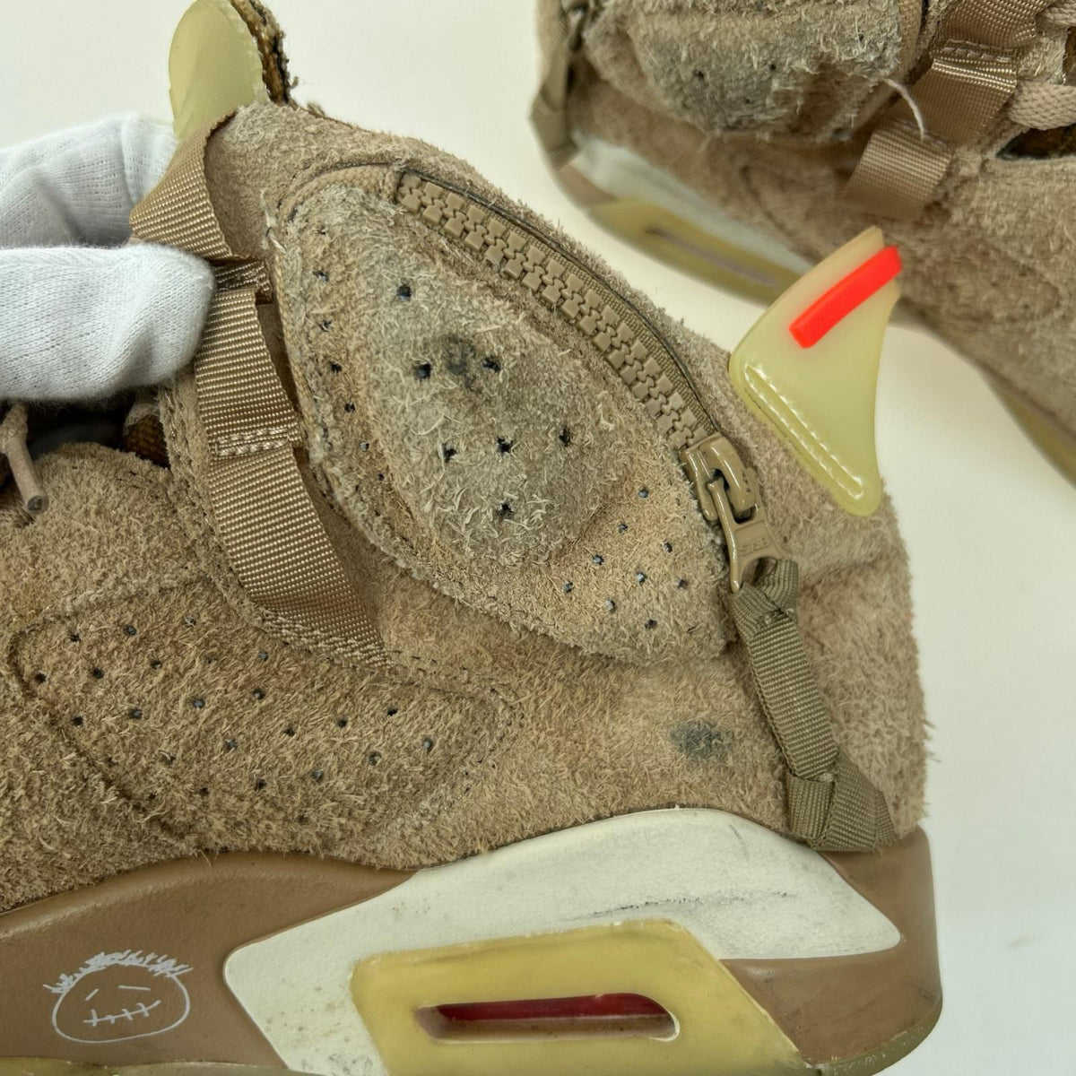 スニーカー × Travis Scott Air Jordan 6（27.5） 27.5cm (US9 1/2 UK9 EU45) ベージュ