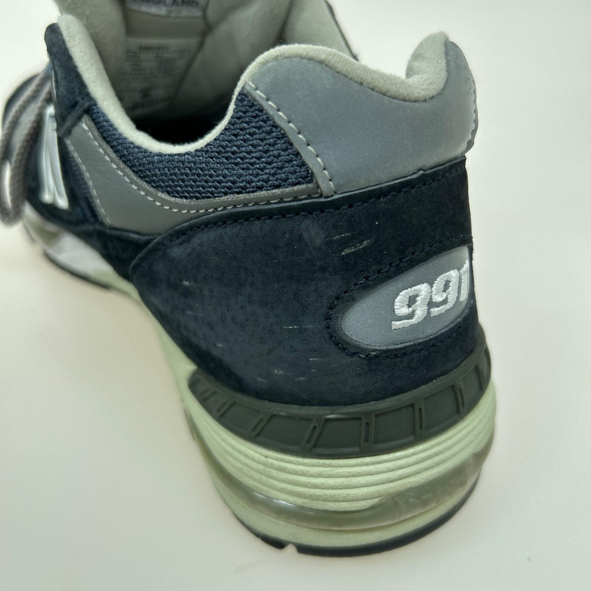 スニーカー M991NV