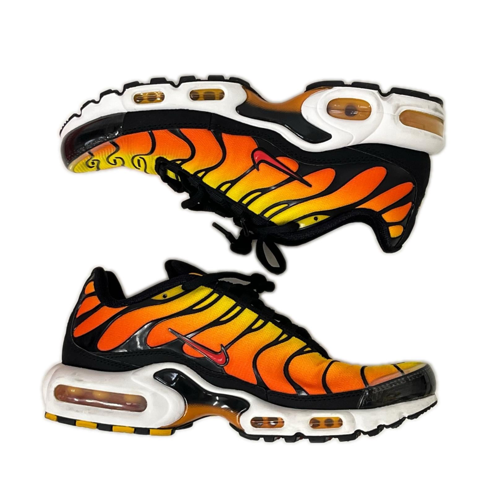 スニーカー NIKE AIR MAX PLUS 25㎝ ｵﾚﾝｼﾞ 25cm (US7 UK6 1/2 EU40)