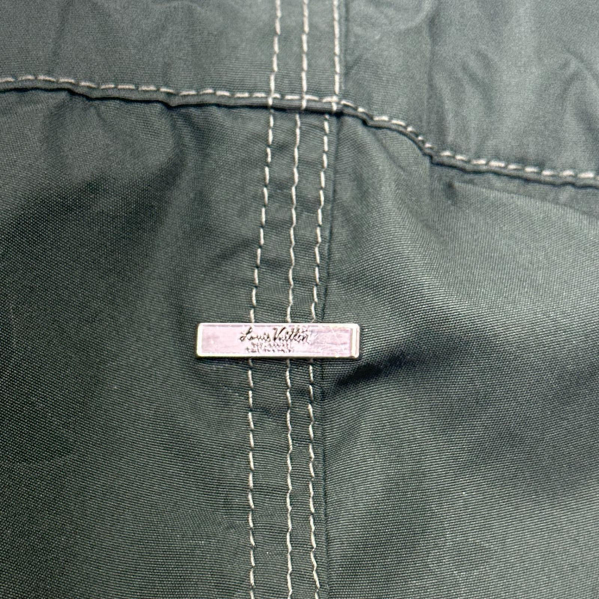 LV ｼｮｰﾂ ｶｰｷ HHW55W