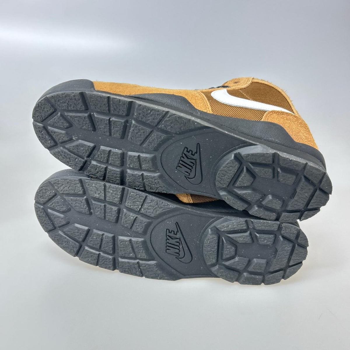 スニーカー ×STUSSY Baltoro High 27.0 27cm (US9 UK8 1/2 EU44) ブラウン