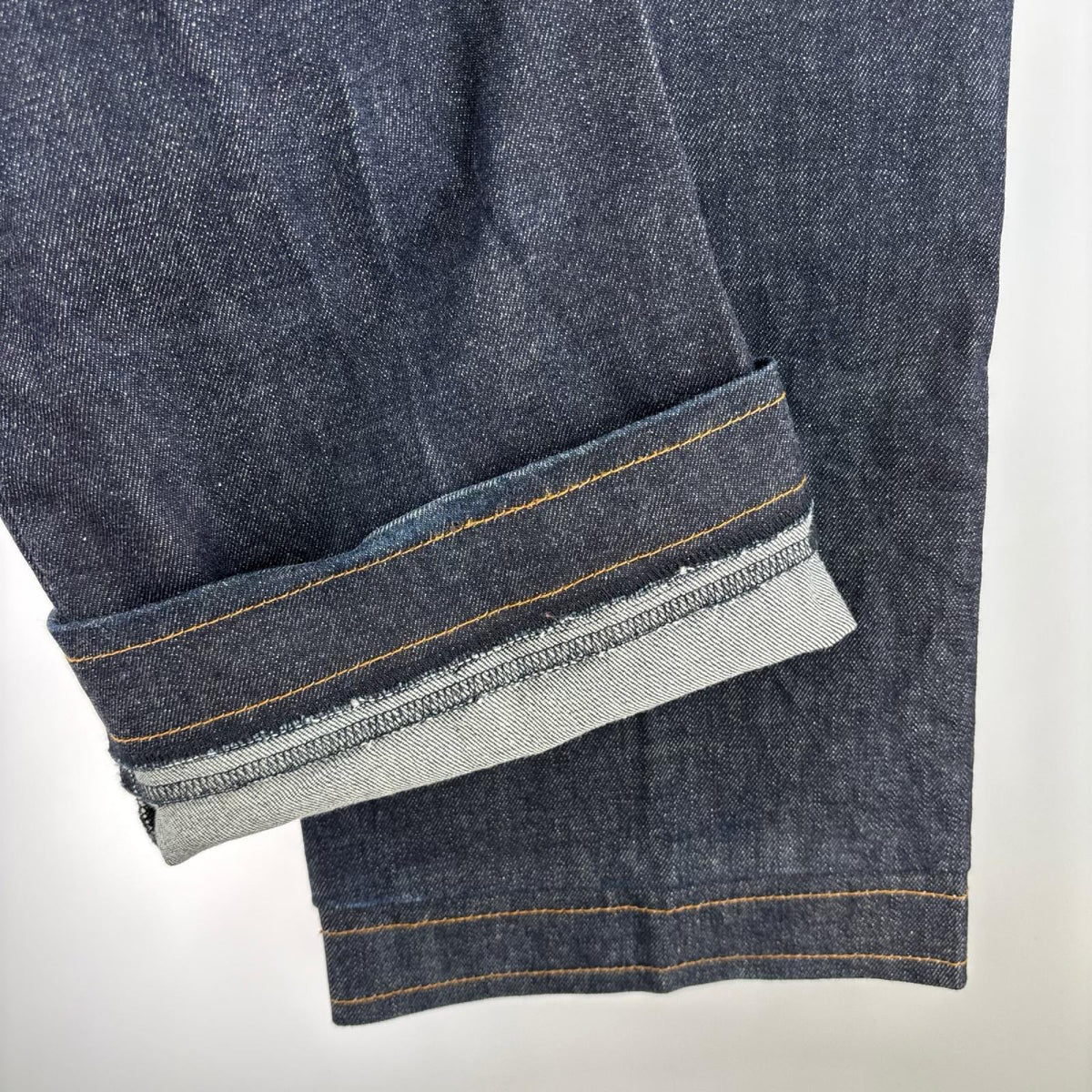 デニムパンツ BURBERRY BLUE LABEL デニム・ジーンズ