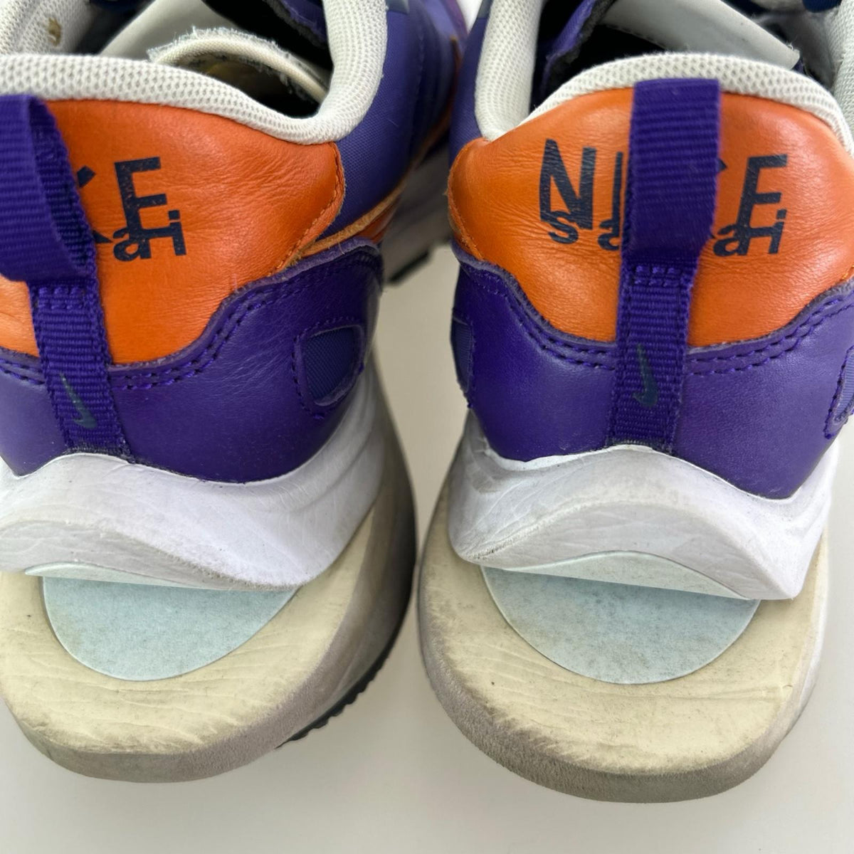 スニーカー VAPORWAFFLE/SACAI DARK IRIS/CAMPFIRE ORANGE DD1875-500 27.5cm (US9 1/2 UK9 EU45) パープル