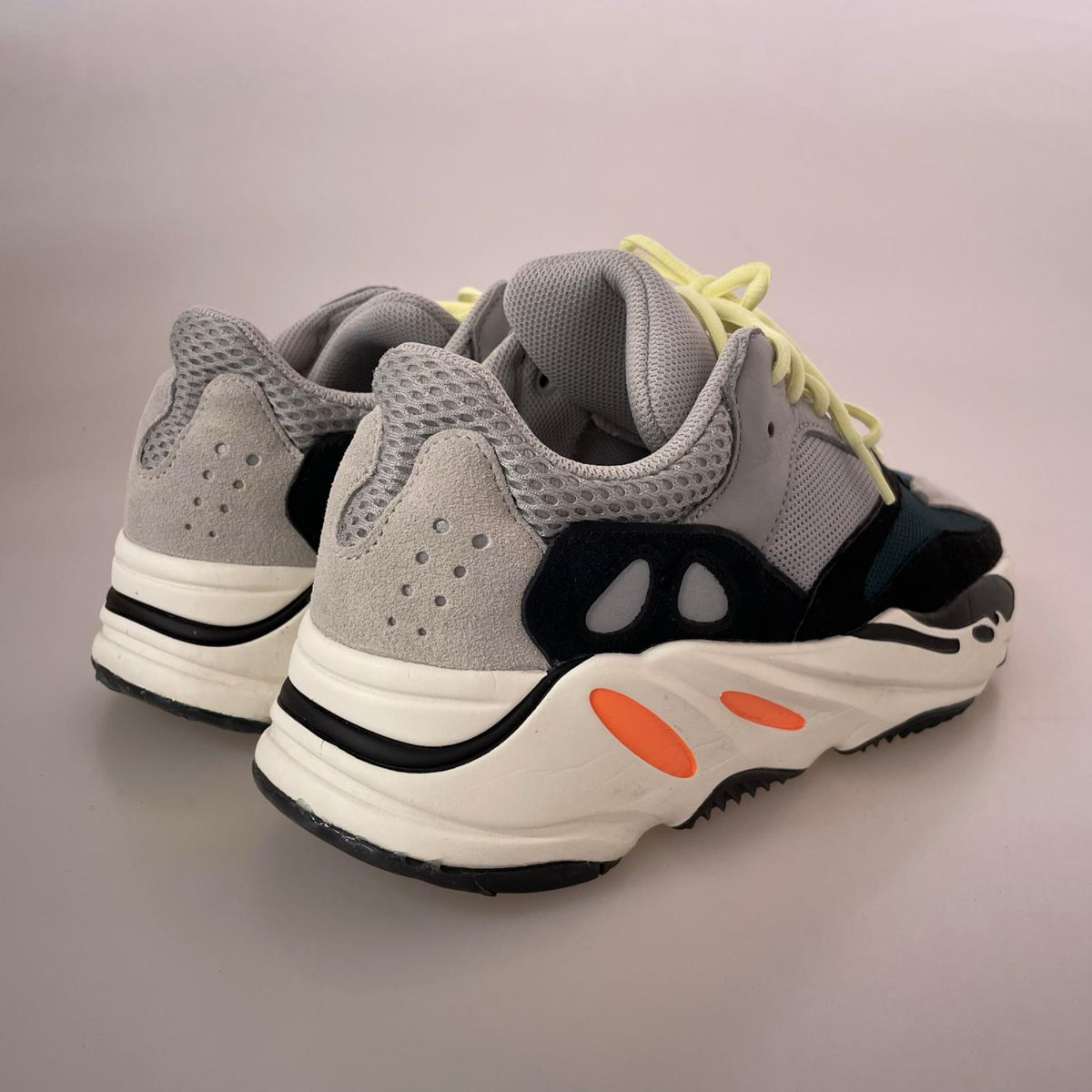 スニーカー YEEZY BOOST 700 28.0cm 28cm (US10 UK9 1/2 EU46) マルチカラー