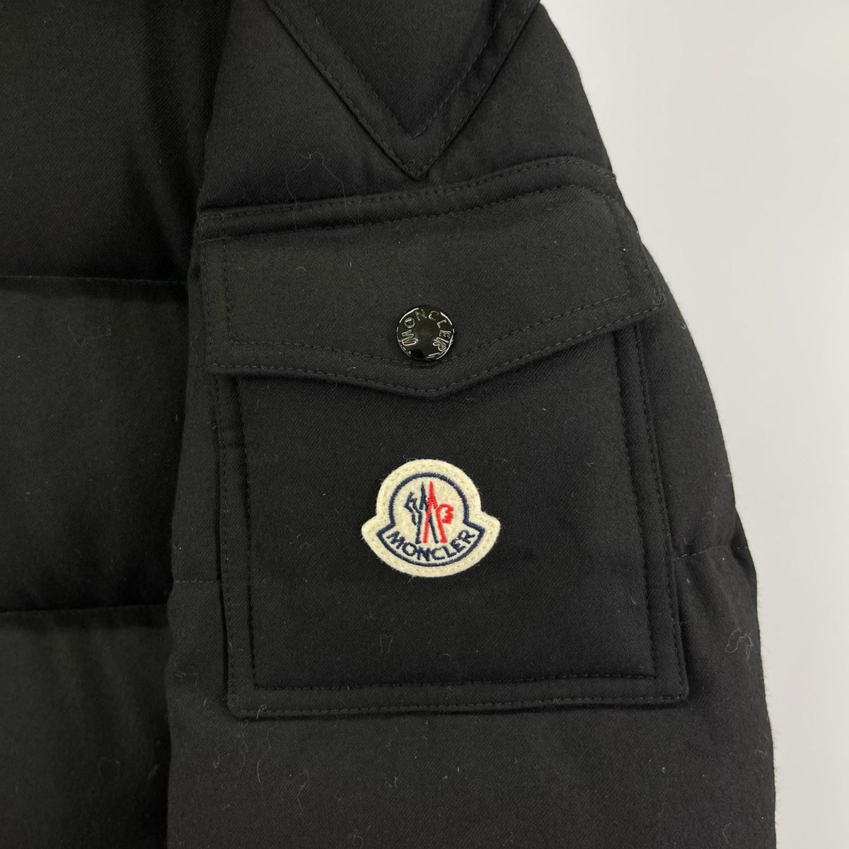ダウンジャケット Moncler montgenevre giubbotto jacket ｳｰﾙ 3 ブラック