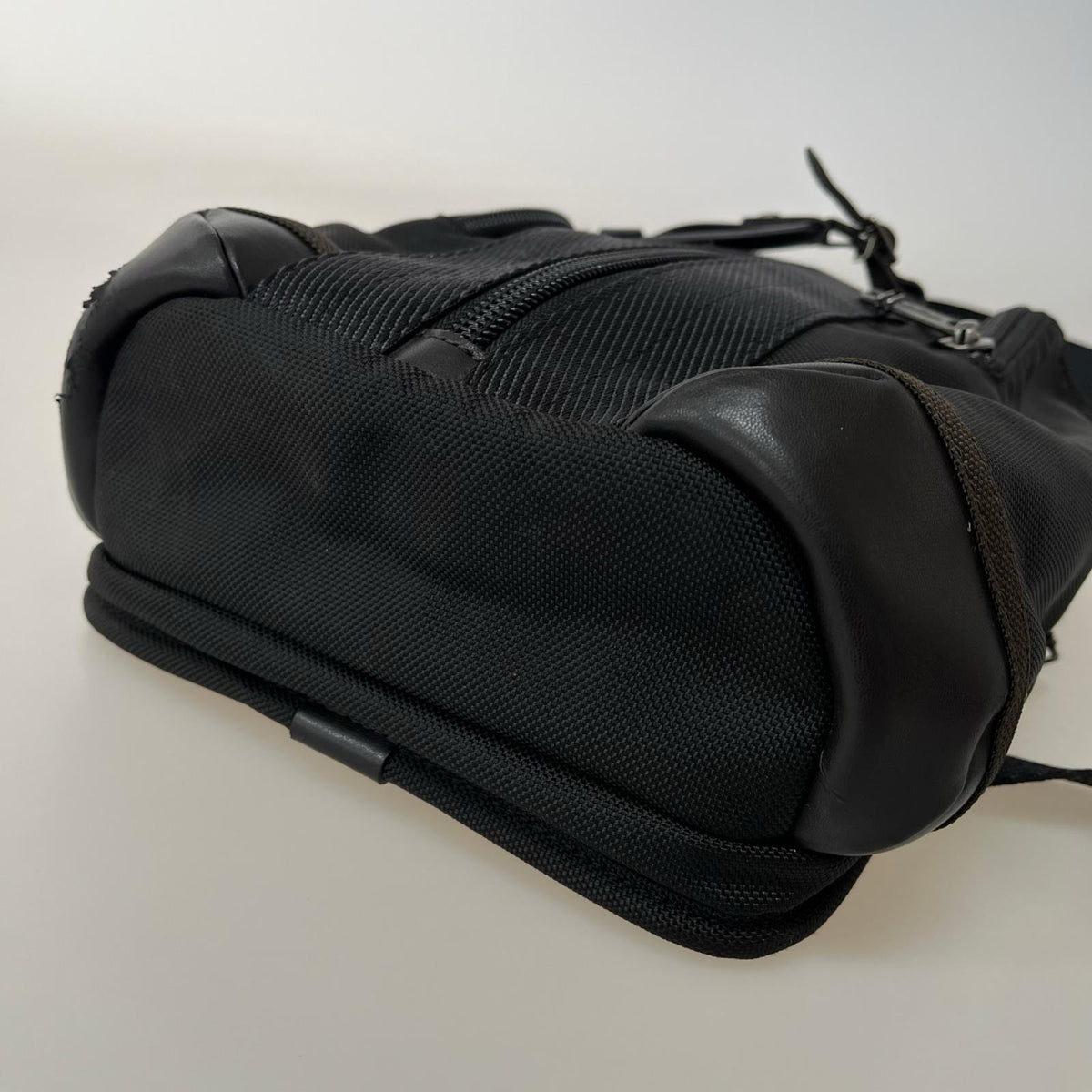 ショルダーバッグ ALPHA BRAVO Monterey Sling ブラック