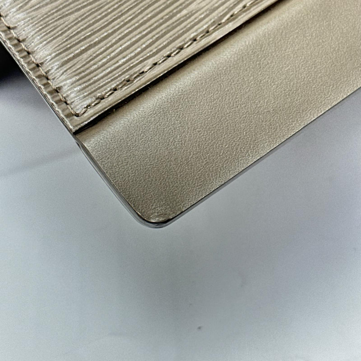 LV/ｵﾝﾌﾙｰﾙ ｼｮﾙﾀﾞｰﾊﾞｯｸﾞ/ｴﾋﾟﾚｻﾞｰ/M5273C