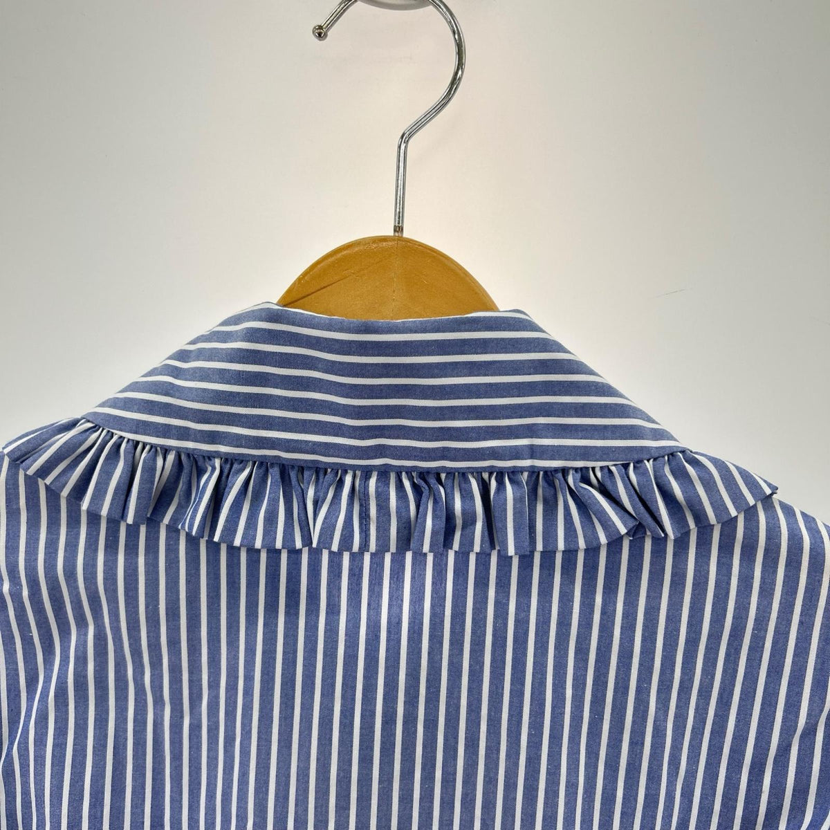 半袖Ｔシャツ S/S ｽﾄﾗｲﾌﾟﾌﾞﾗｳｽ ブルー
