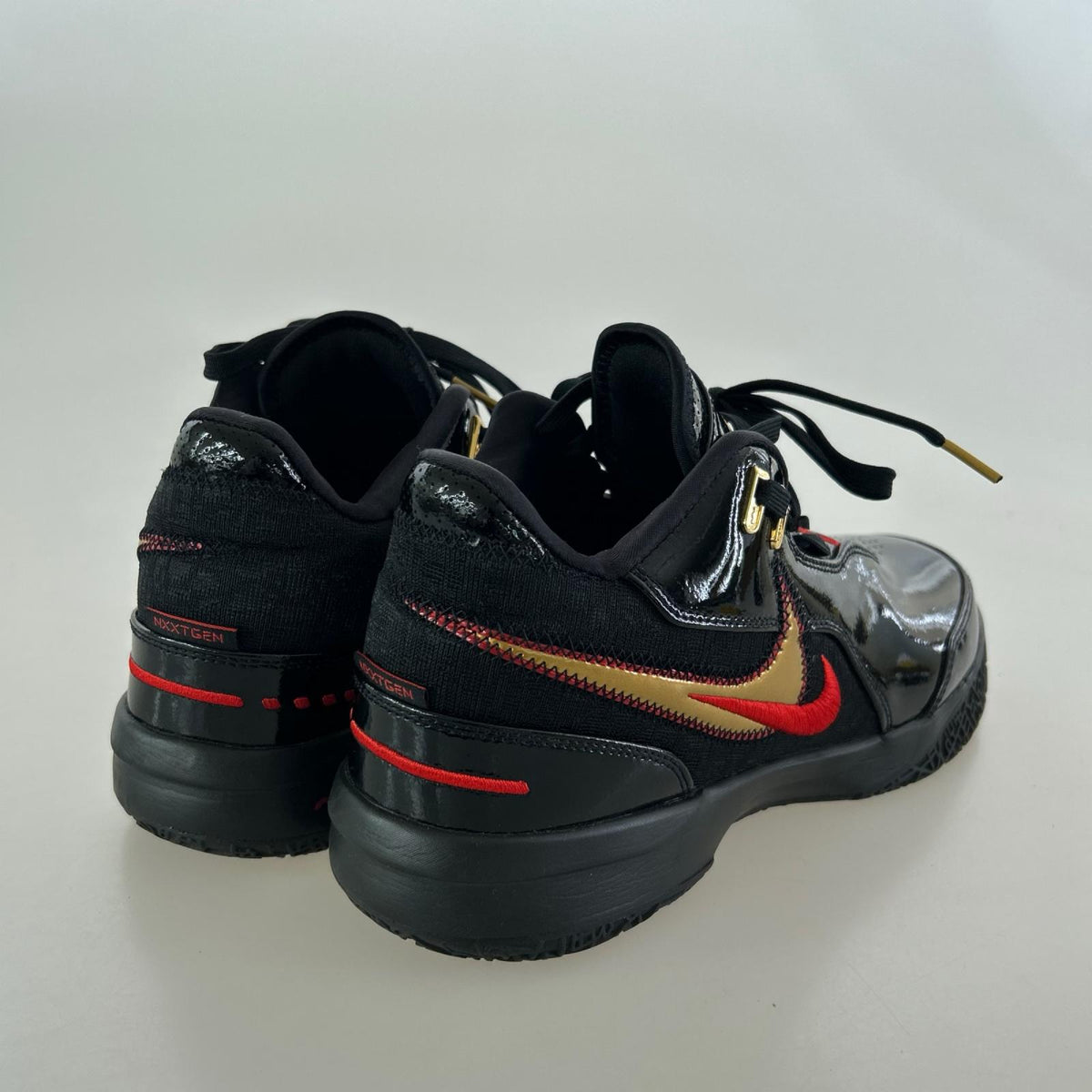 スニーカー LeBron NXXT Zen AMPD EP 'Black -27 27cm (US9 UK8 1/2 EU44) ブラック