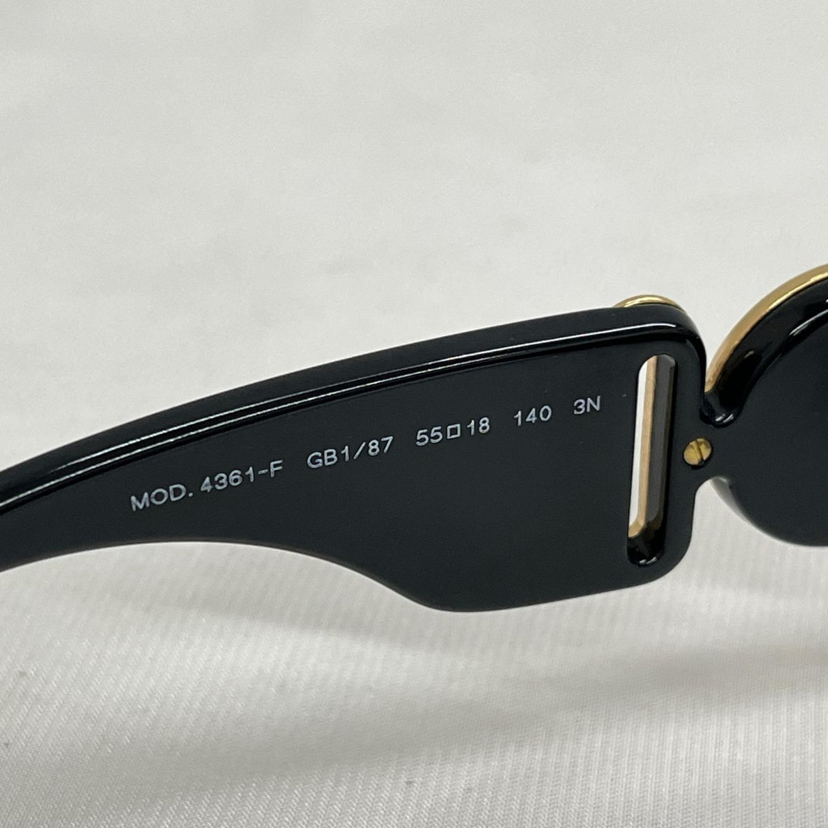4361-F メデューサ BLACK×GOLD