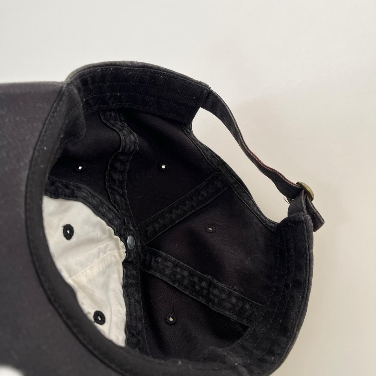 キャップ Embossed Logo 6-Panel ブラック
