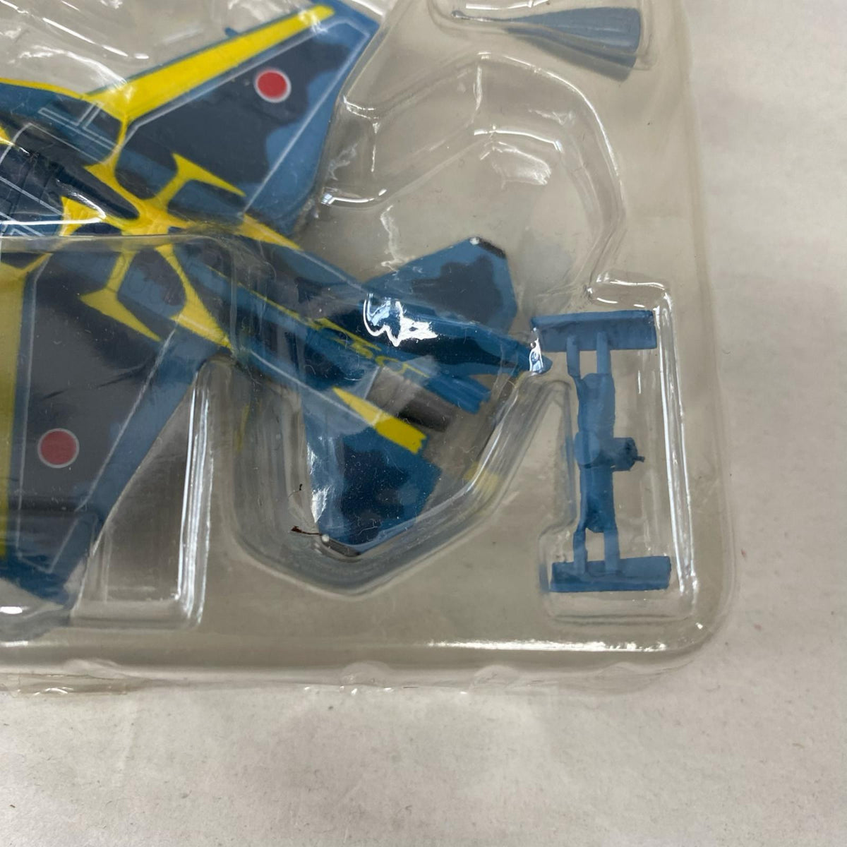 1/144 航空自衛隊 F-2A 第3航空団創設50周年記念機 ミリタリープラモ