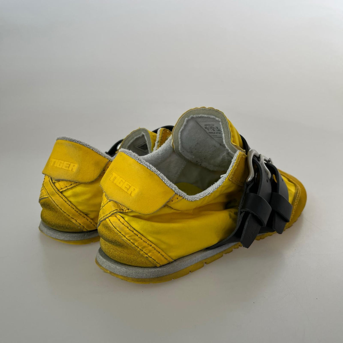 スニーカー CODOBEL 中古 YELLOW/BLACK 26.0cm 26cm (US8 UK7 1/2 EU42) イエロー