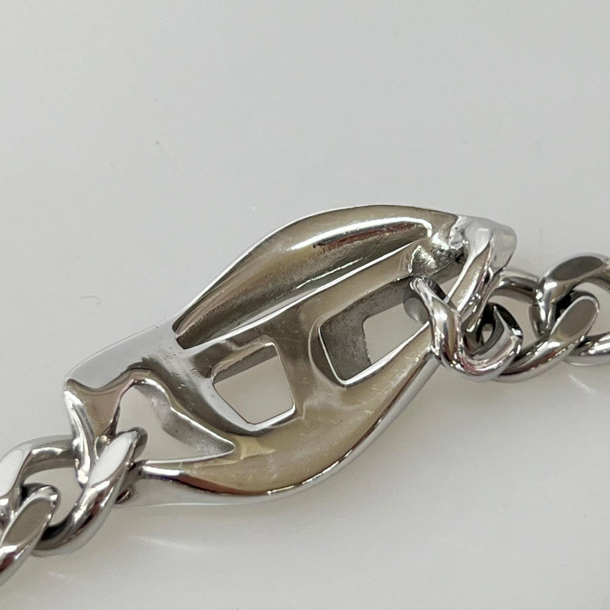 ブレスレット ﾛｺﾞﾁｪｰﾝﾌﾞﾚｽﾚｯﾄ STEEL シルバー