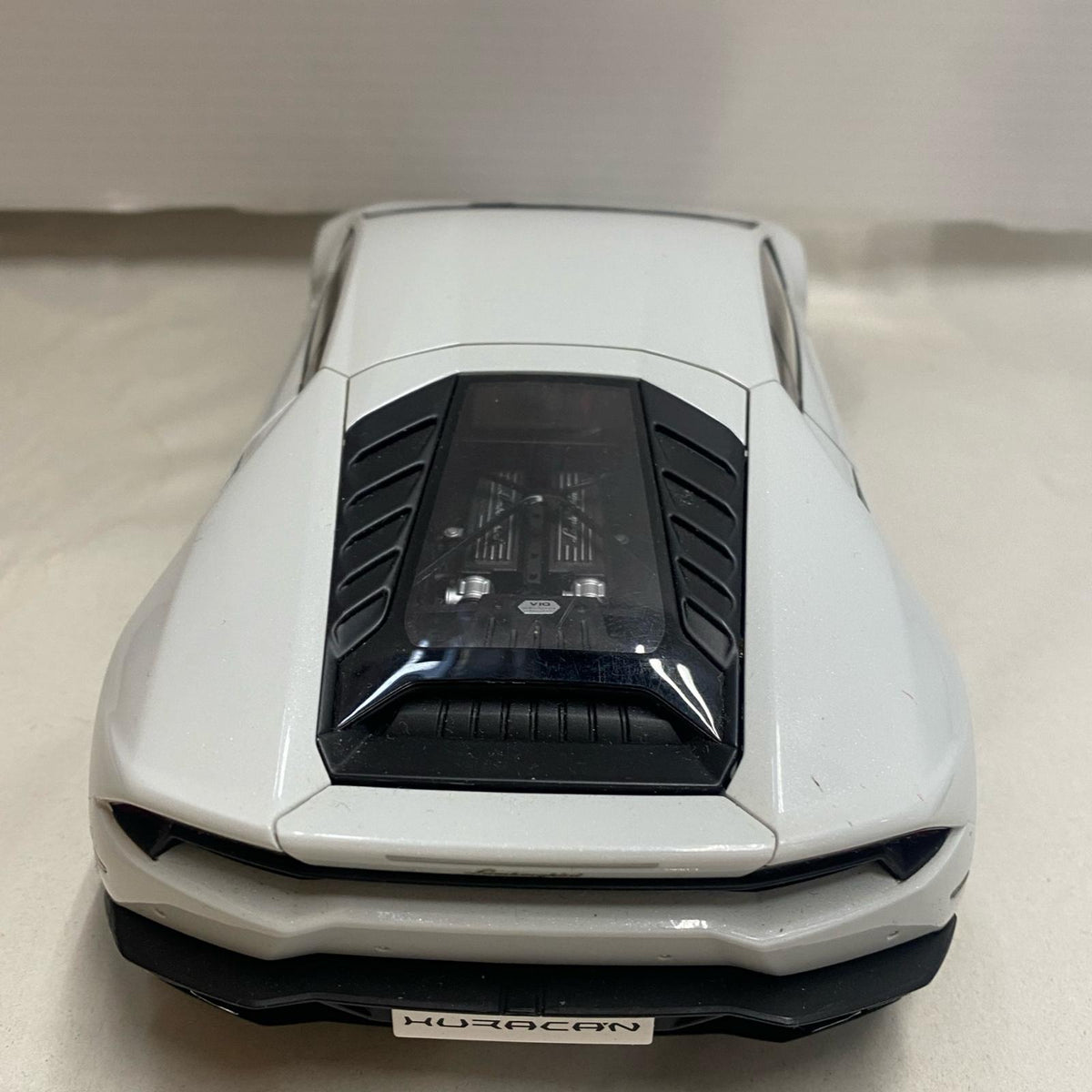 AUTOart Lamborghini Huracan LP610-4 スケールカー