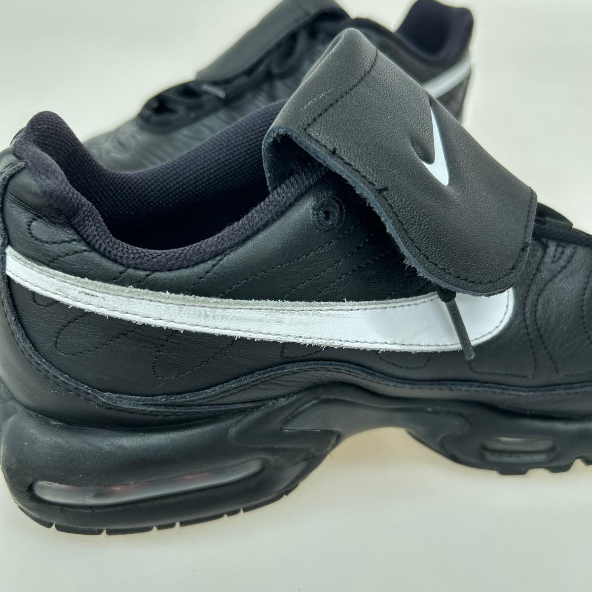 スニーカー AIR MAX PLUS TIEMPO 28cm (US10 UK9 1/2 EU46) ブラック