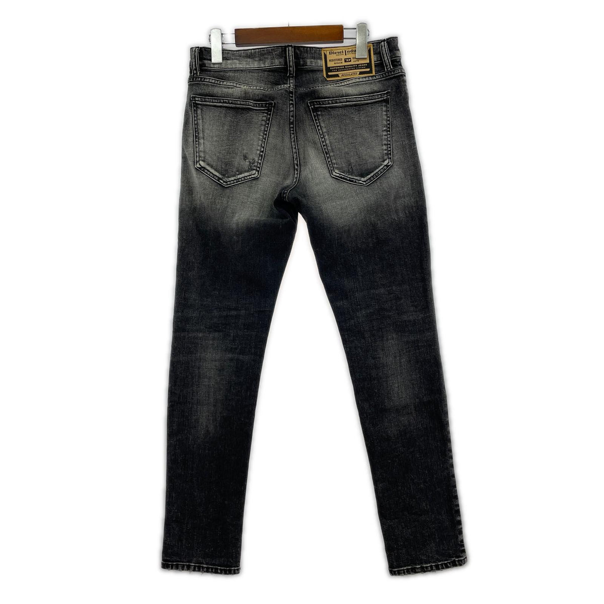デニムパンツ DIESEL D-STRUKT-R ｽｷﾆｰﾃﾞﾆﾑﾊﾟﾝﾂ 黒 (W28) 28 グレー