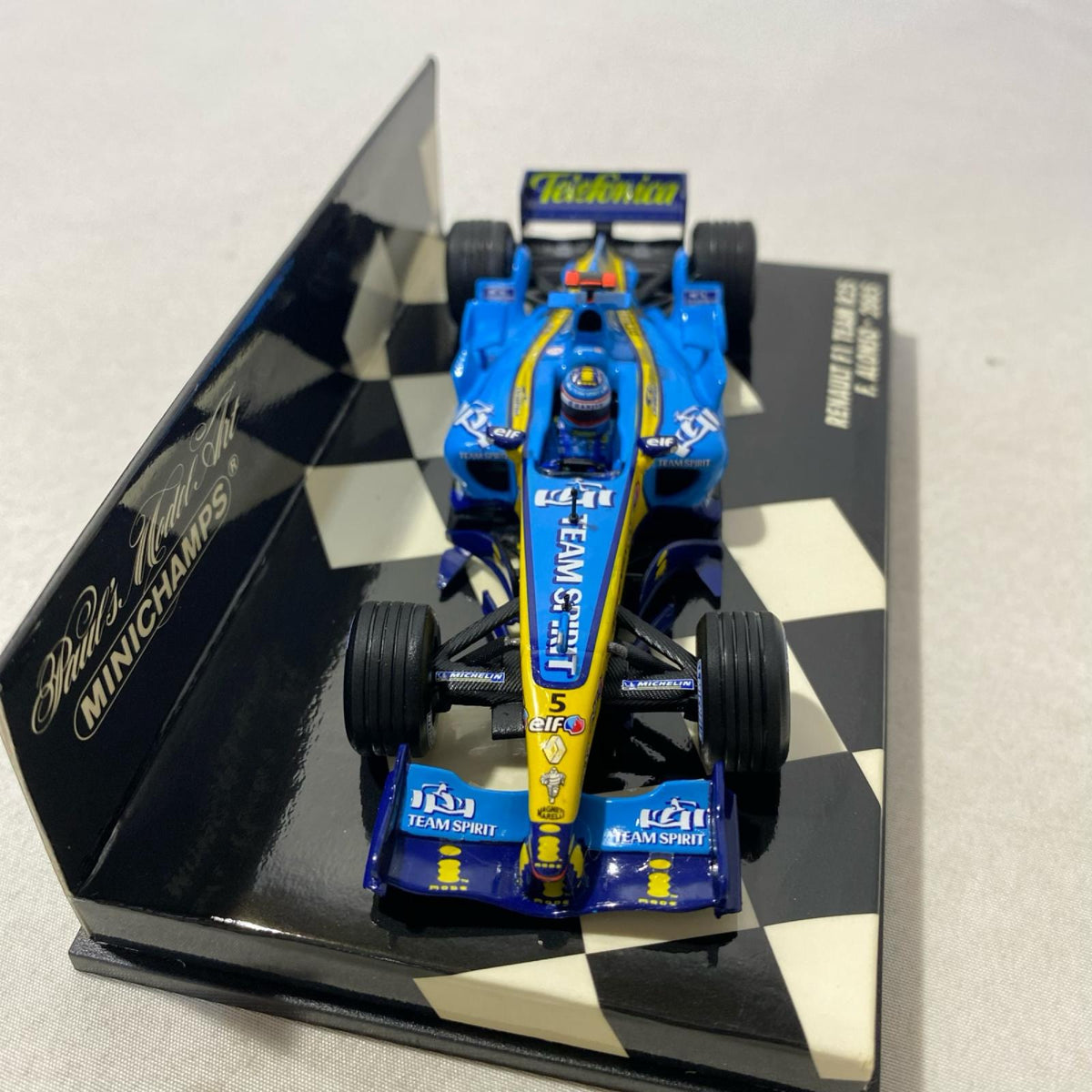 ミニチャンプス 1/43 RENAULT F1 TEAM R25 アロンソ スケールカー