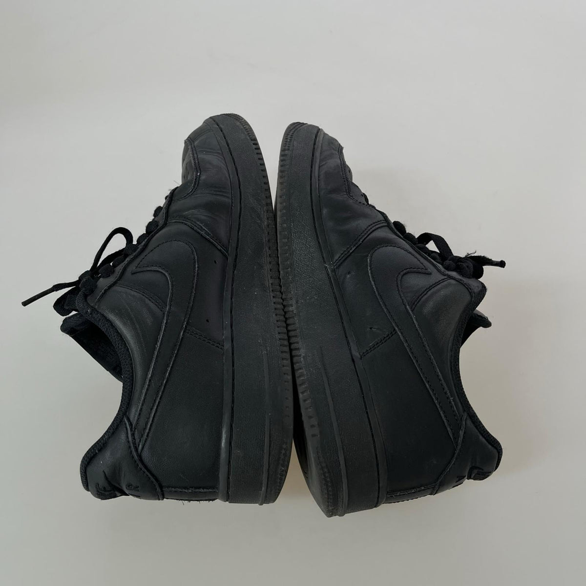 スニーカー AIR FORCE 1 07 黒 (27.0) 27cm (US9 UK8 1/2 EU44) ブラック